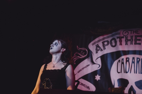 apothecary-cabaret-3rd-may-2017-71A2F7759D-D05E-D6D7-9B05-B22FA92B3459.jpg