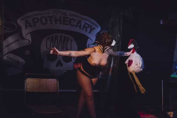 apothecary-cabaret-oct-2017-37A4F8C358-6CF2-49BF-F135-D6C5F73B73E1.jpg